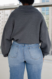 JoJo Sweatshirt (Charcoal)