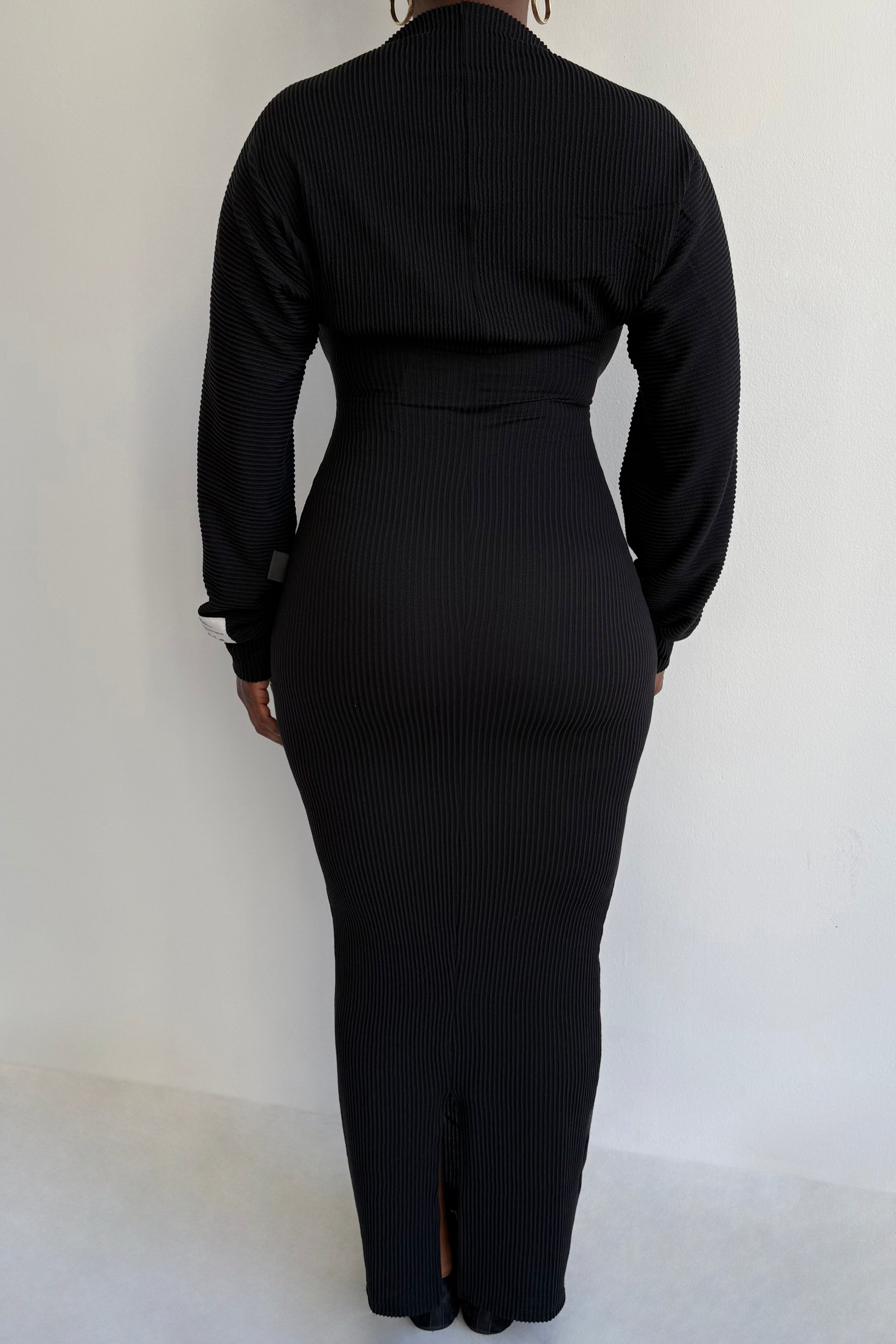 Simone Shrug (Jet Black)